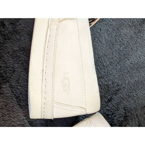 Mens UGG suede leather slip on shoes. In good condition size 12. - Picture 11 of 11